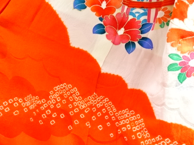  絞り毬に折鶴・花模様刺繍子供着物(内袖・長襦袢・刺繍衿付き)